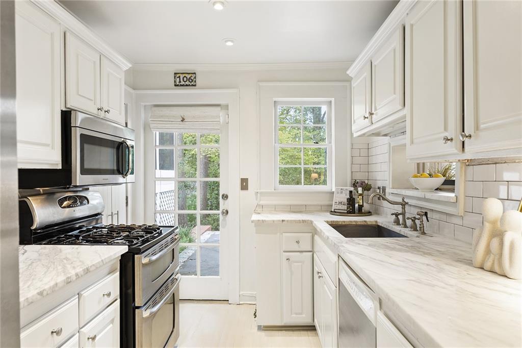 106 Karland Drive NW