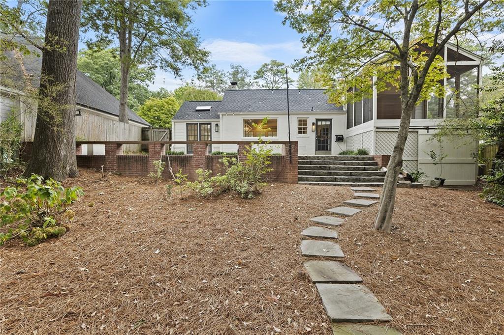 106 Karland Drive NW