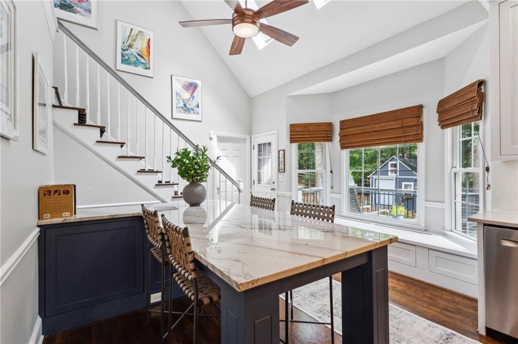 1321 Idlewyld Drive SW