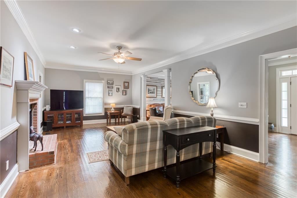 1321 Idlewyld Drive SW