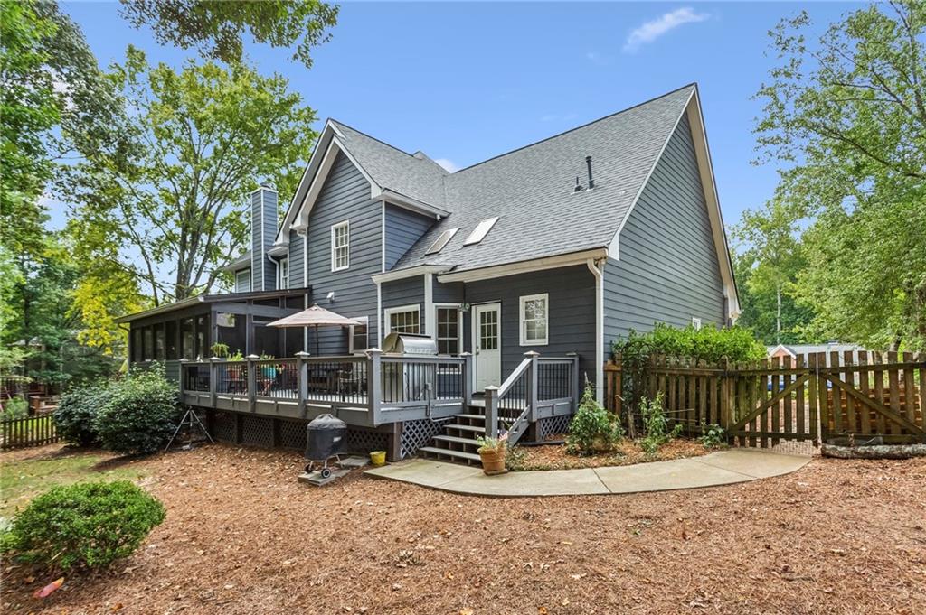 1321 Idlewyld Drive SW