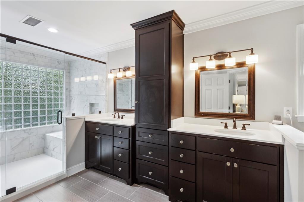 1321 Idlewyld Drive SW