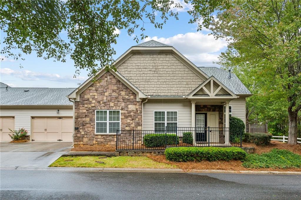 104 Glens Drive