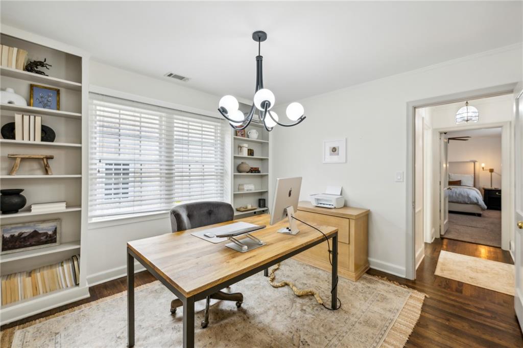 3325 Mathieson Drive NE