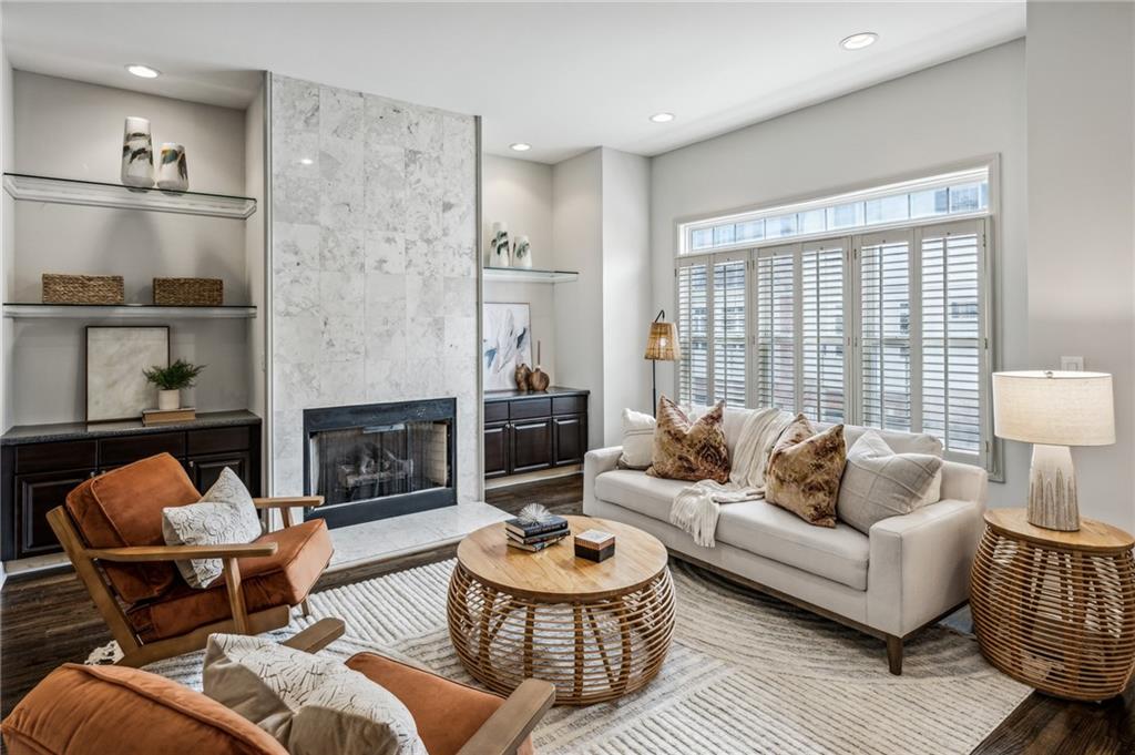 1396 Towne Estates Drive NE