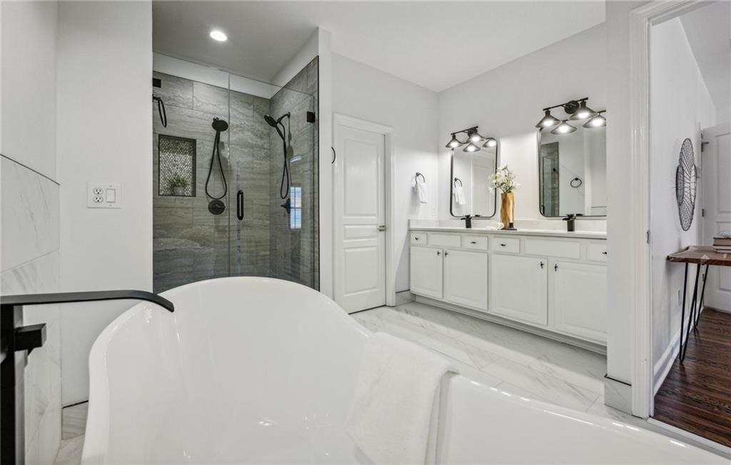 1396 Towne Estates Drive NE