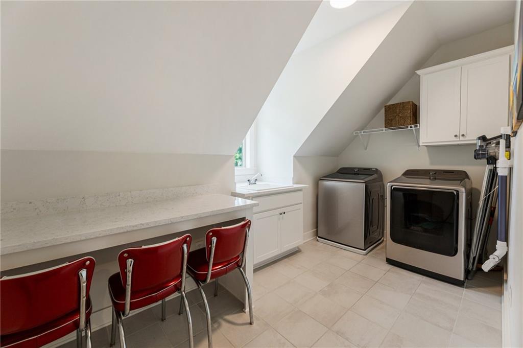 5440 Vineyard Park Trail