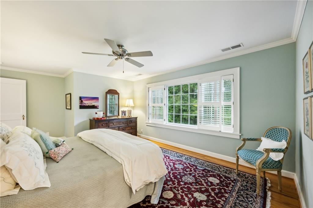 6 Brookhaven Drive NE