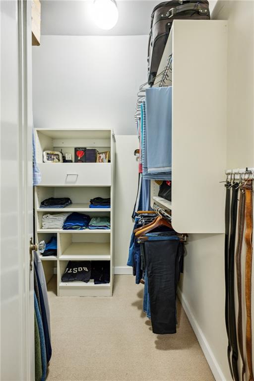 6 Brookhaven Drive NE