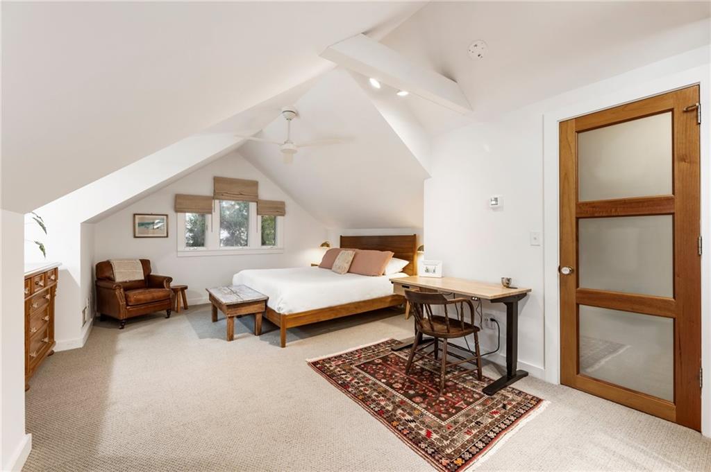 814 Highland Terrace NE