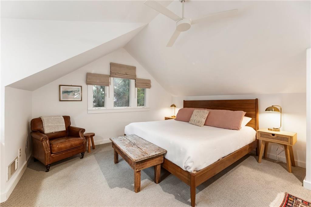 814 Highland Terrace NE