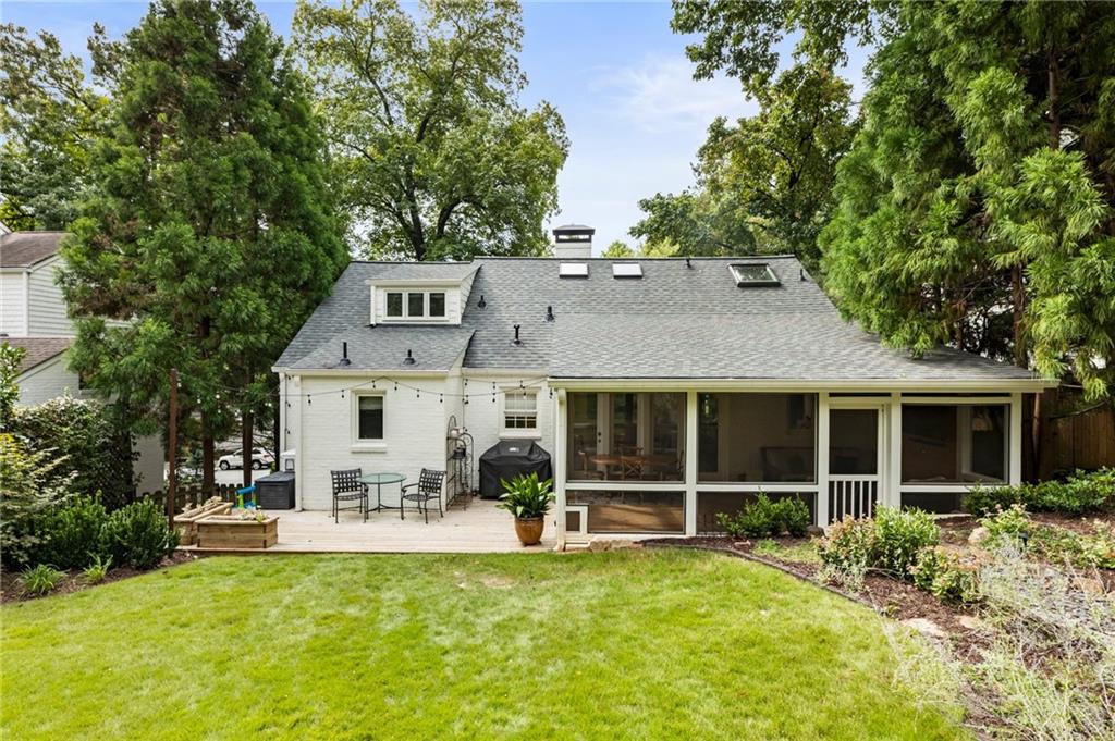 814 Highland Terrace NE