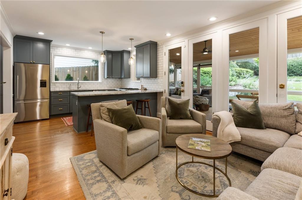 814 Highland Terrace NE