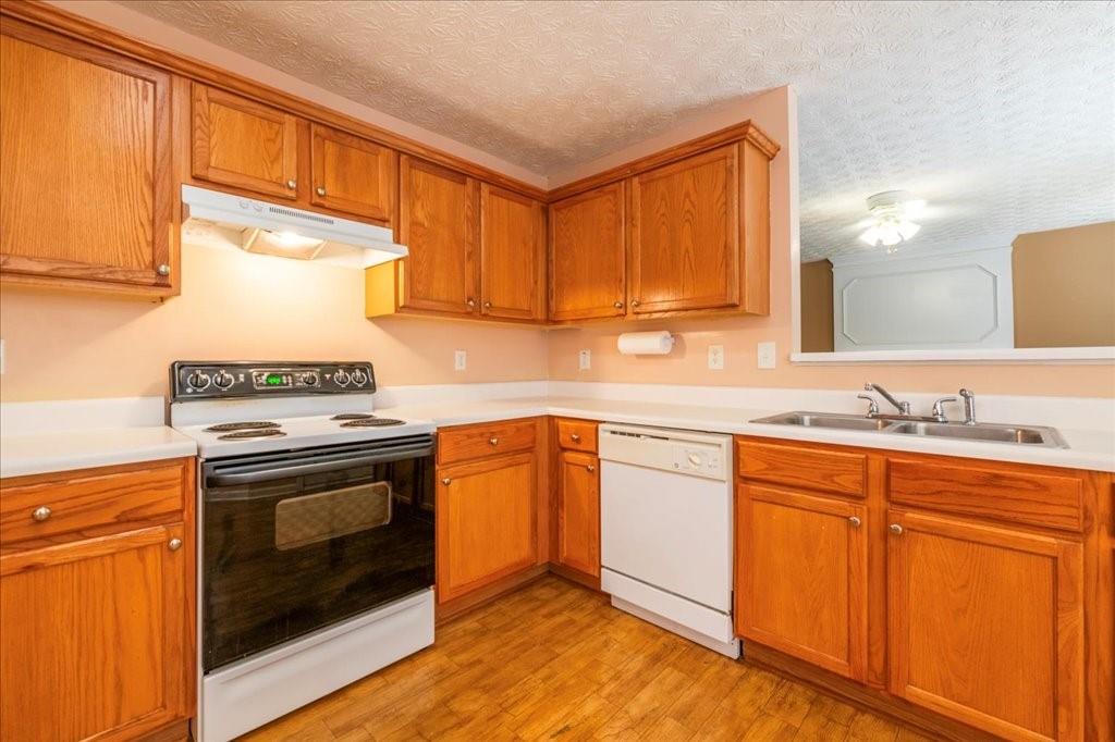 9072 Jimmy Lee Circle