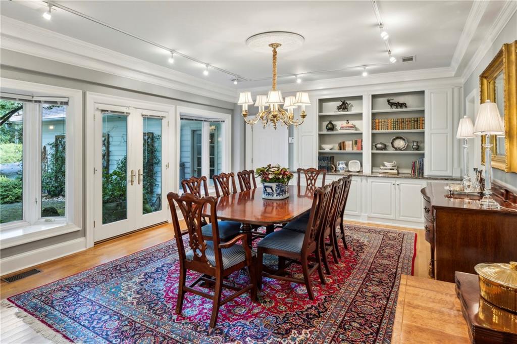 35 Demorest Avenue NE