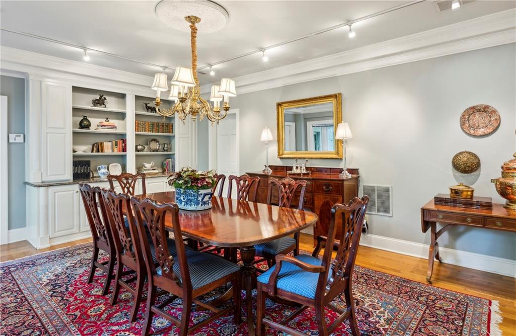 35 Demorest Avenue NE