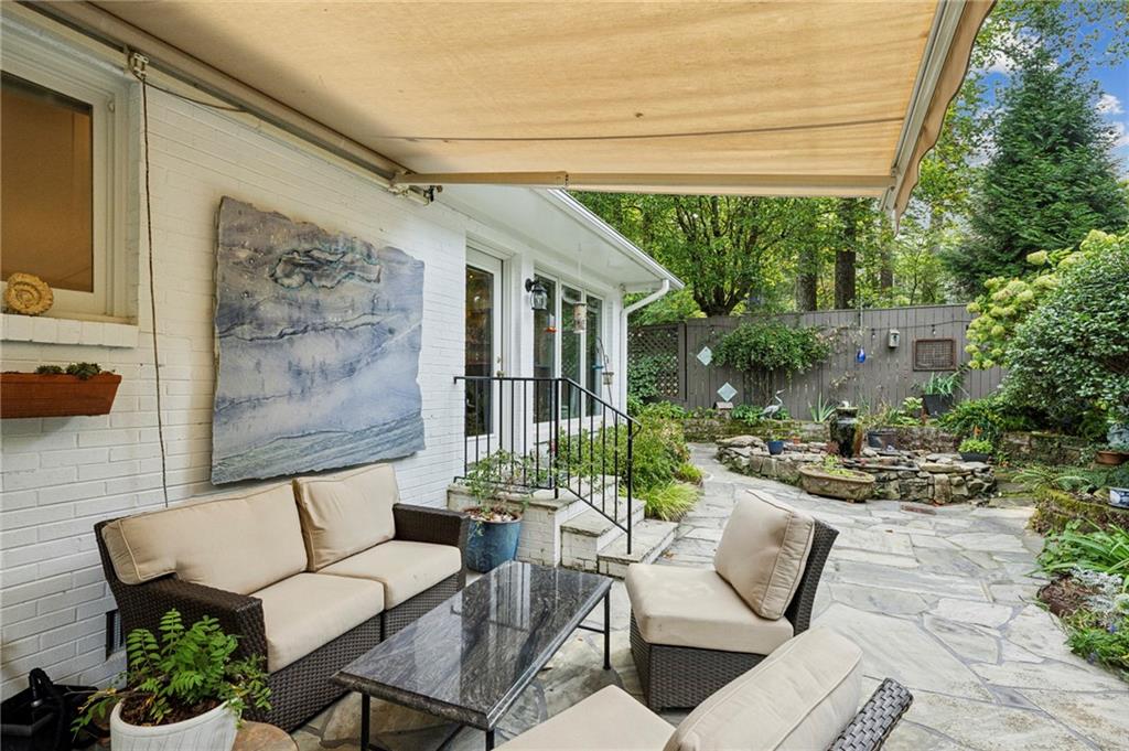 35 Demorest Avenue NE