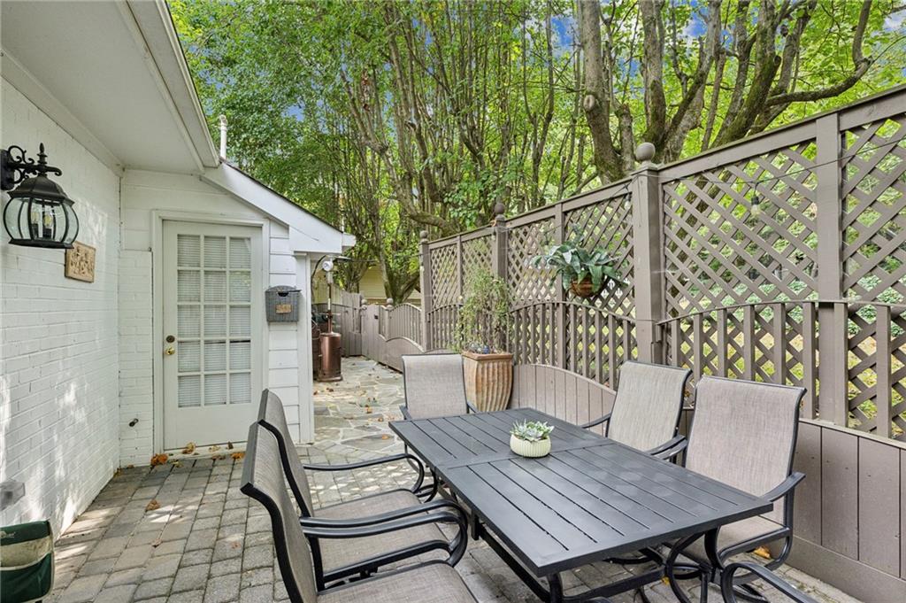 35 Demorest Avenue NE