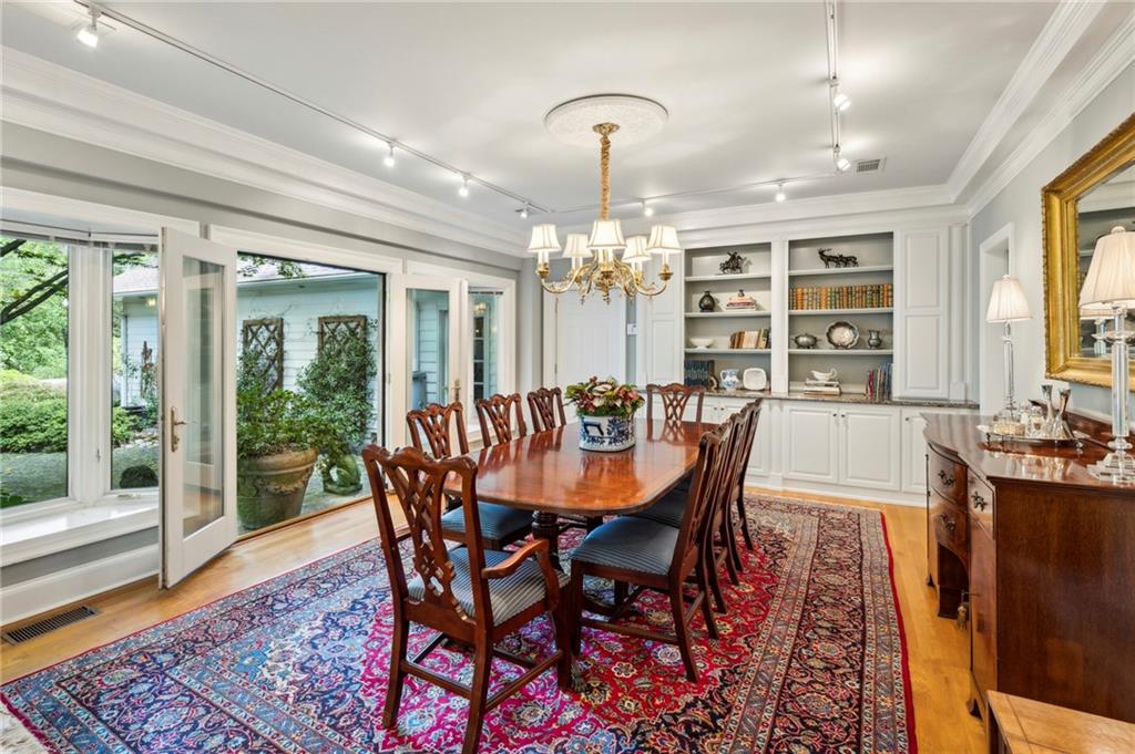 35 Demorest Avenue NE