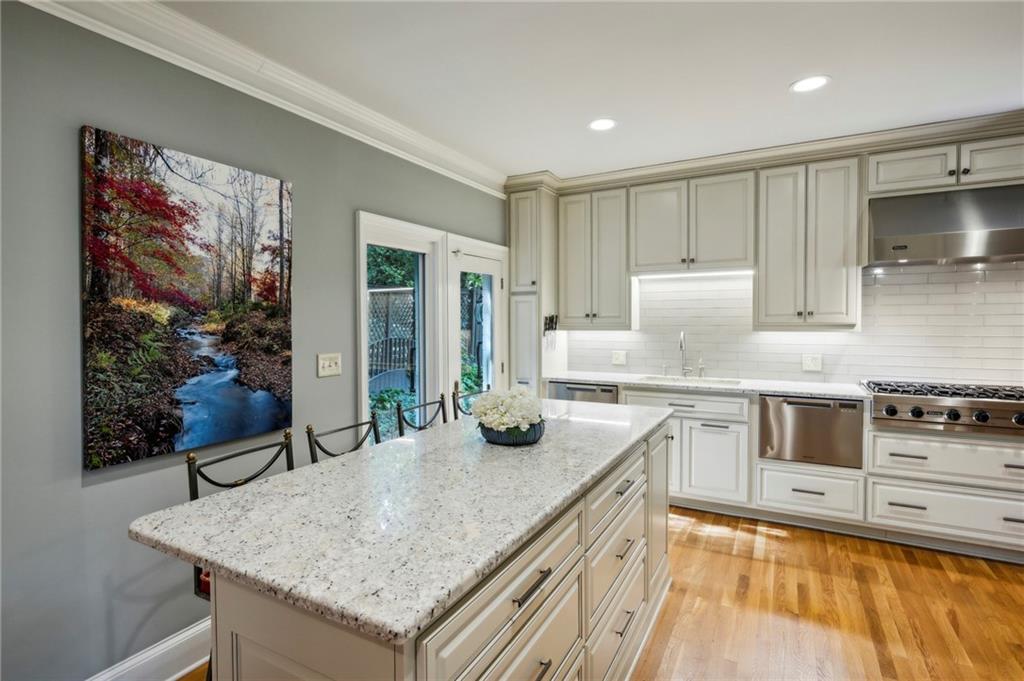 35 Demorest Avenue NE