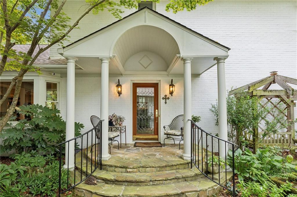 35 Demorest Avenue NE