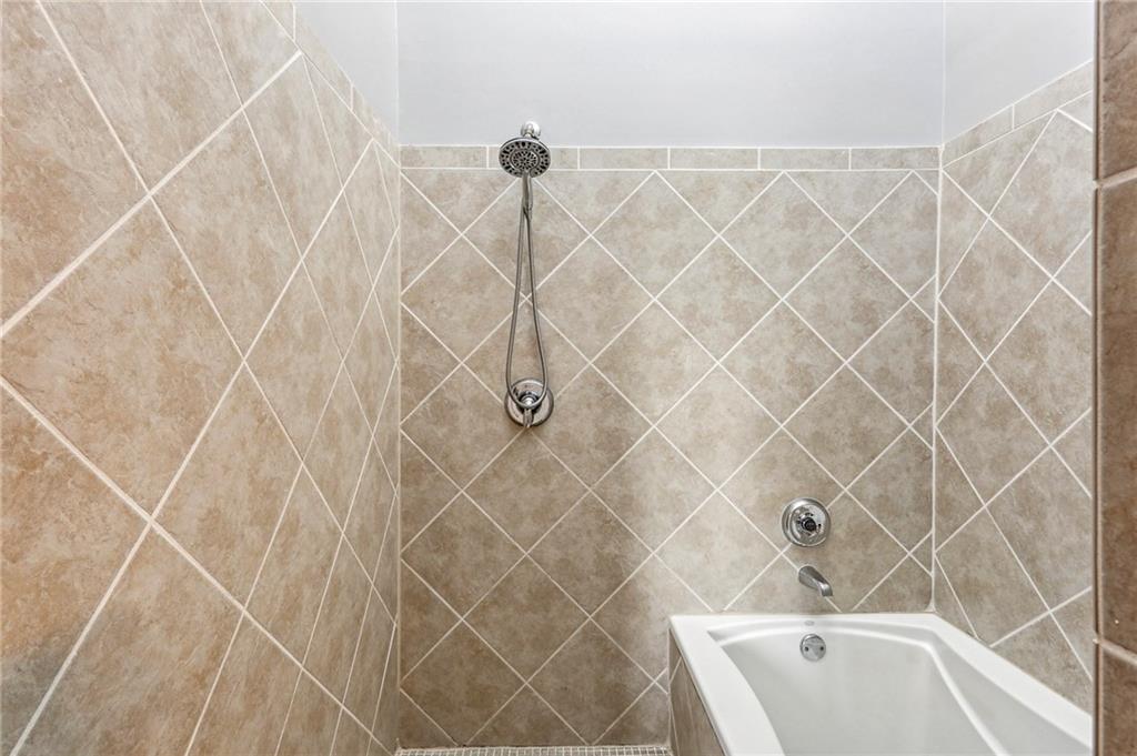 1295 Noguchi Mews NW