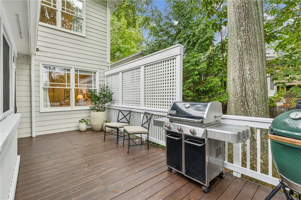 9 Roanoke Avenue NE