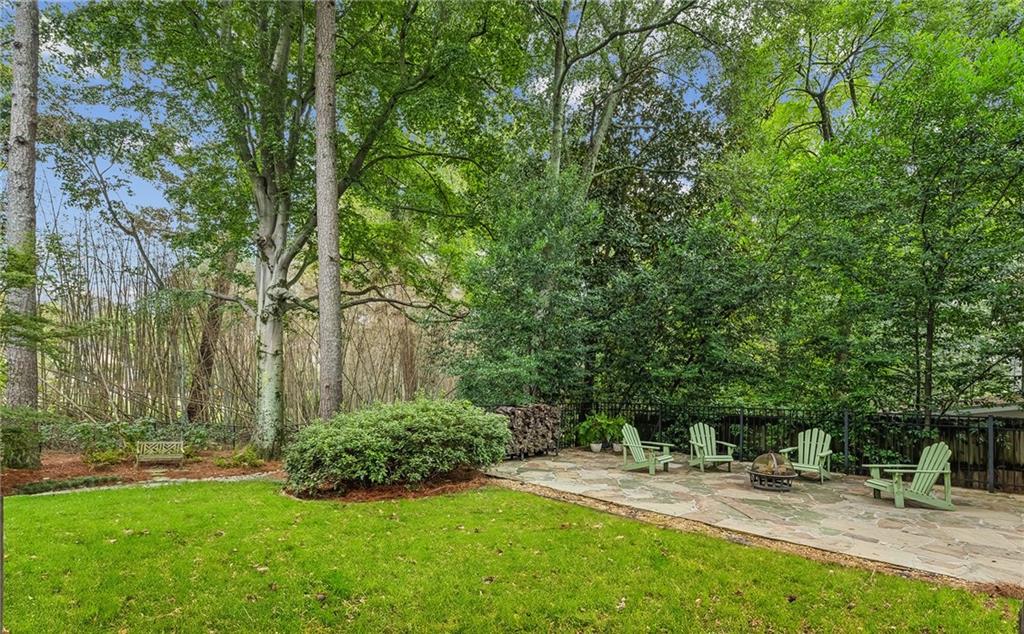 9 Roanoke Avenue NE