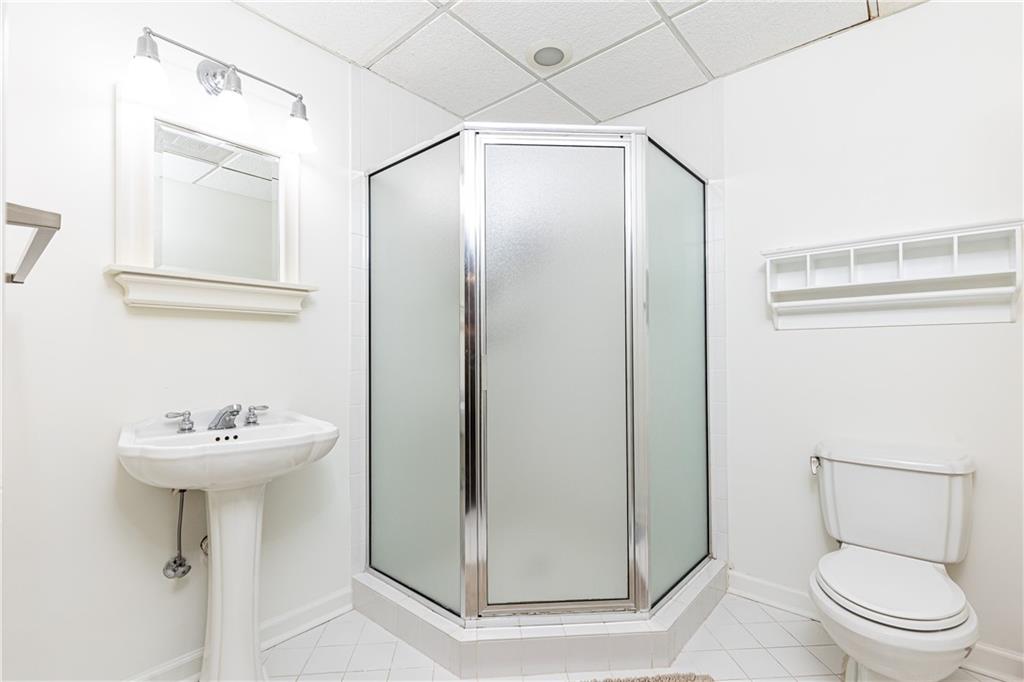 3766 N Stratford Road NE