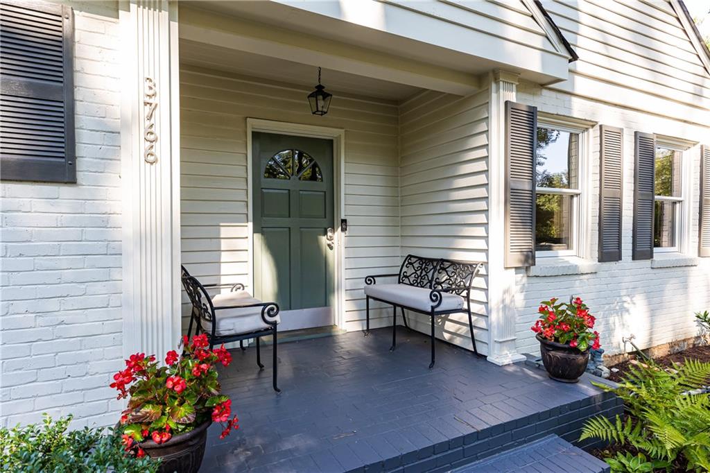 3766 N Stratford Road NE