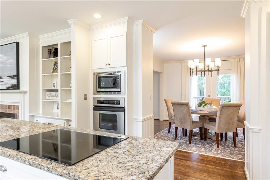 3766 N Stratford Road NE