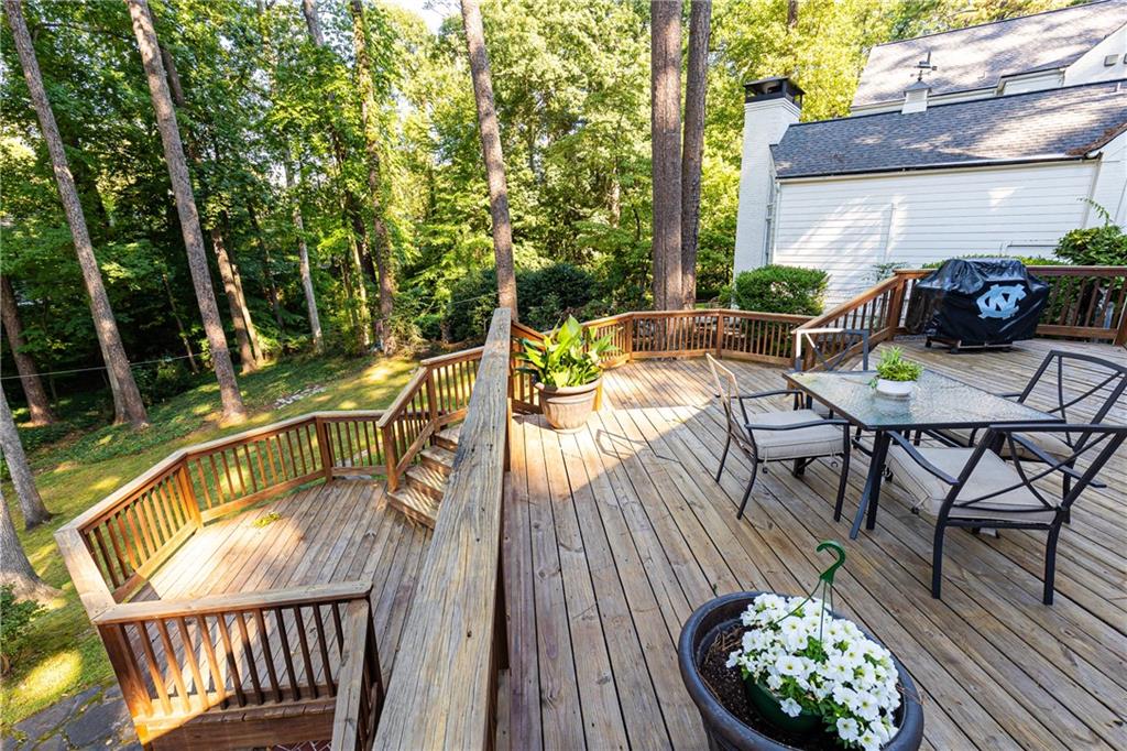 3766 N Stratford Road NE