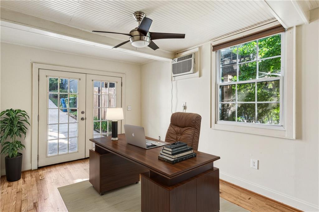 1151 Rosedale Drive NE