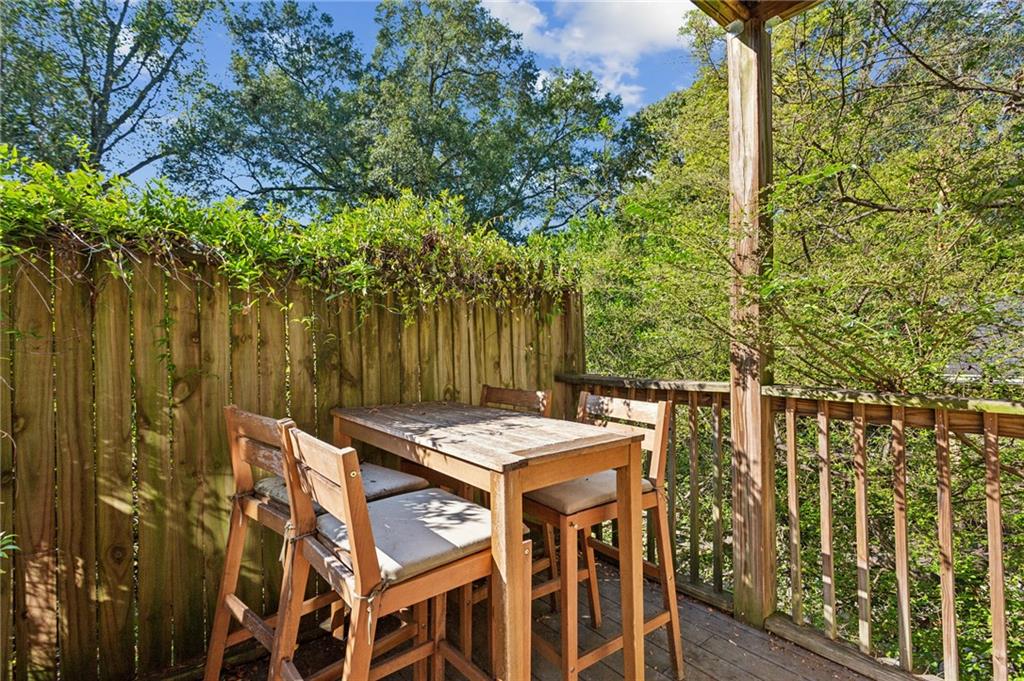 1151 Rosedale Drive NE