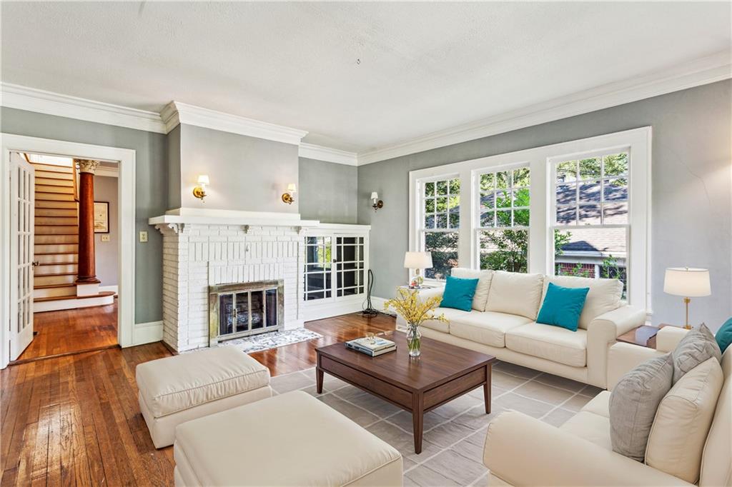 1151 Rosedale Drive NE