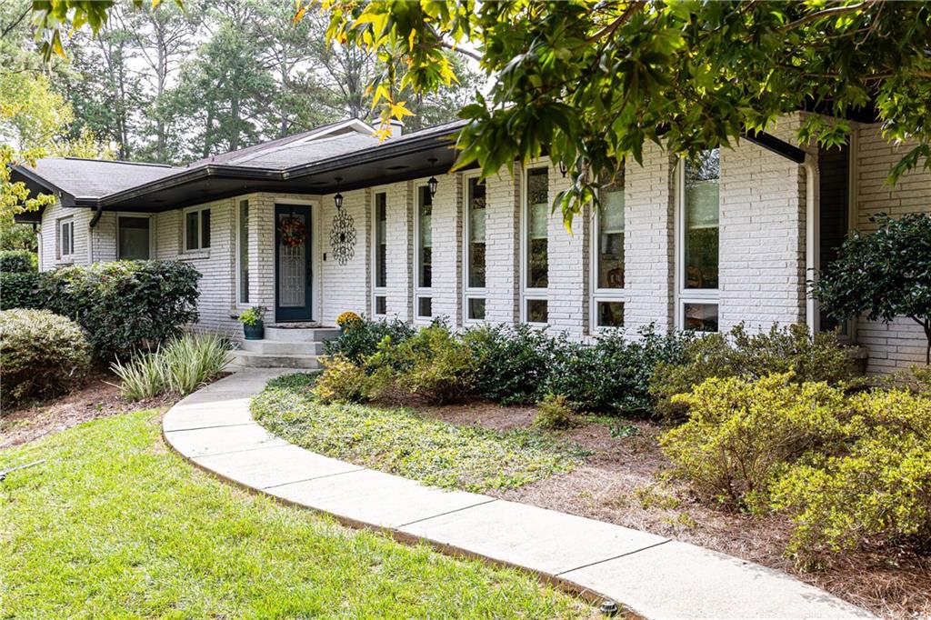 2401 Brookhurst Drive