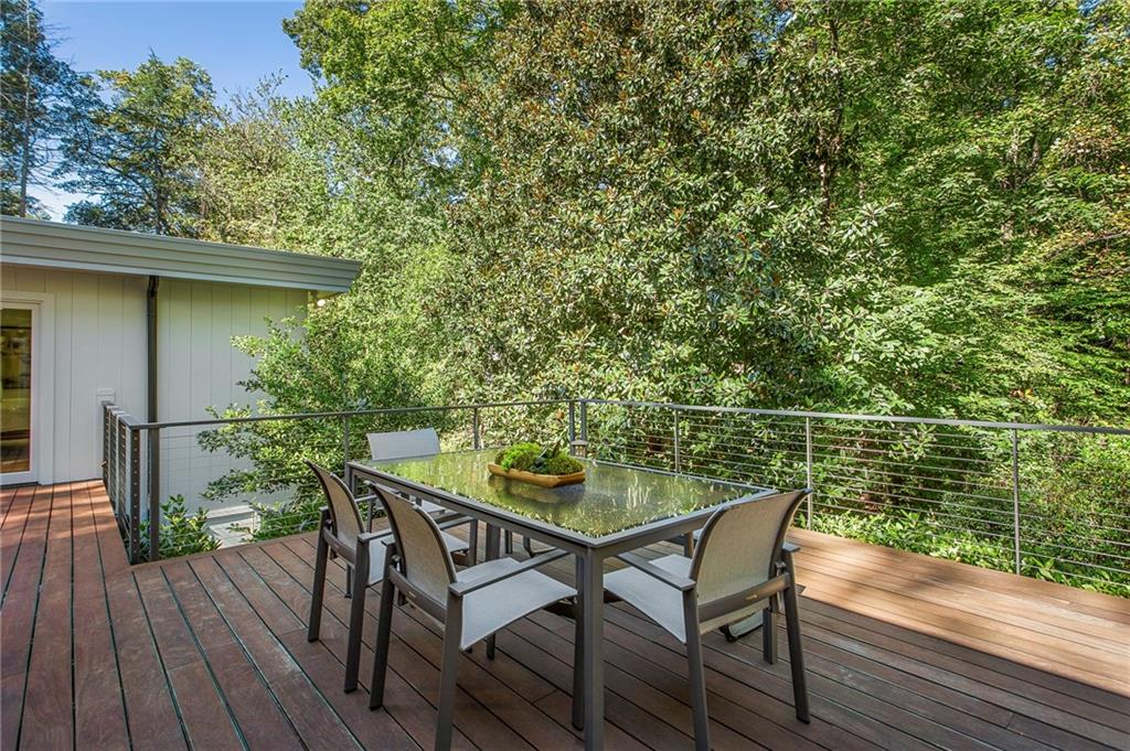 1355 Wesley Parkway NW