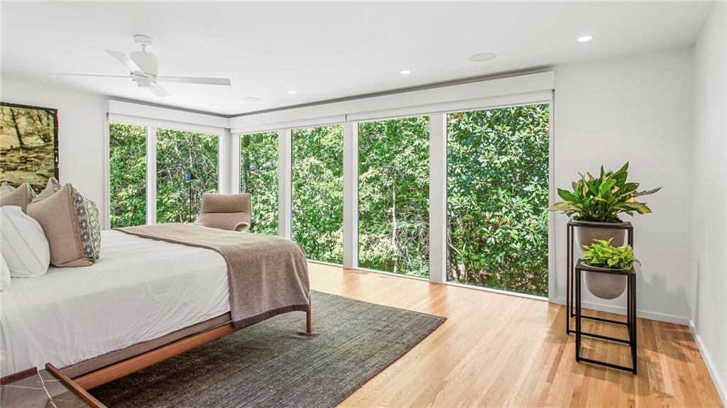 1355 Wesley Parkway NW