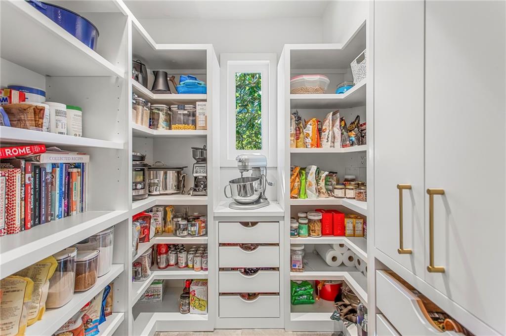 1355 Wesley Parkway NW