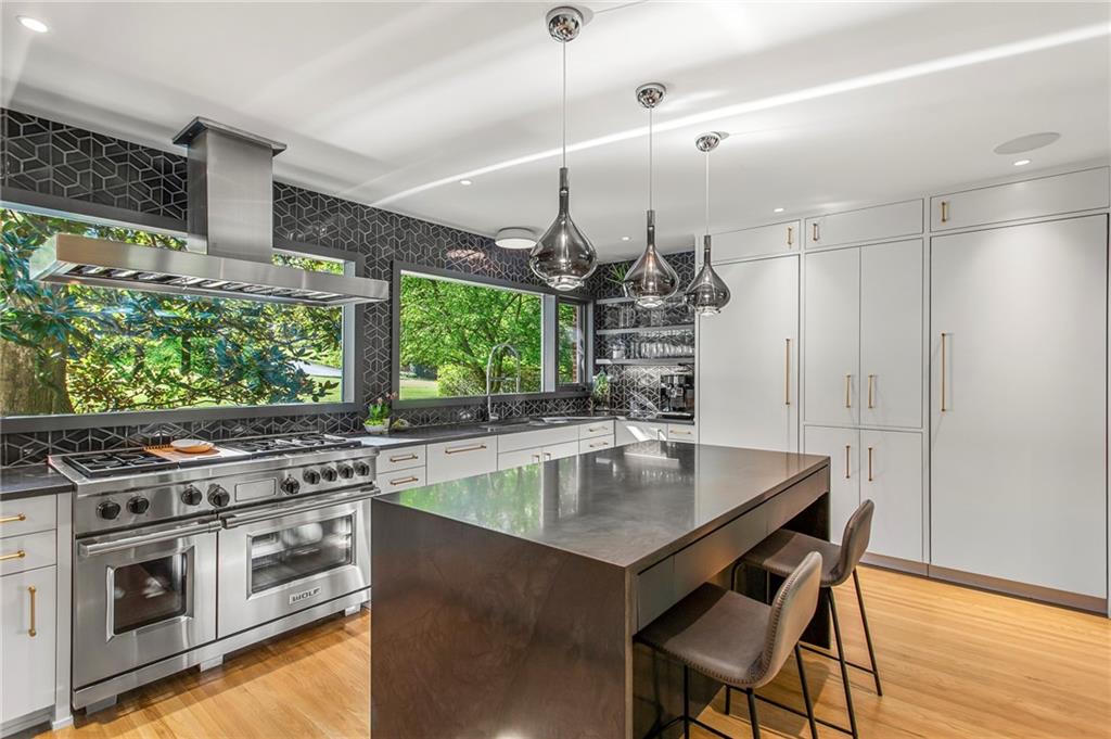 1355 Wesley Parkway NW