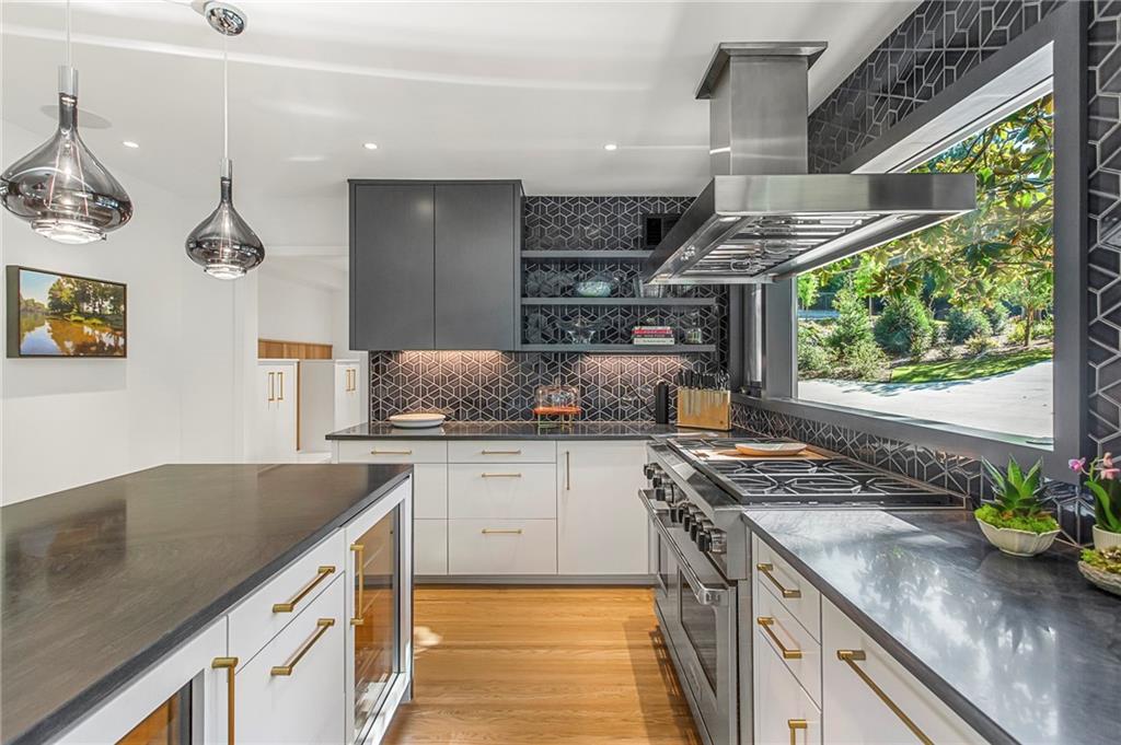 1355 Wesley Parkway NW