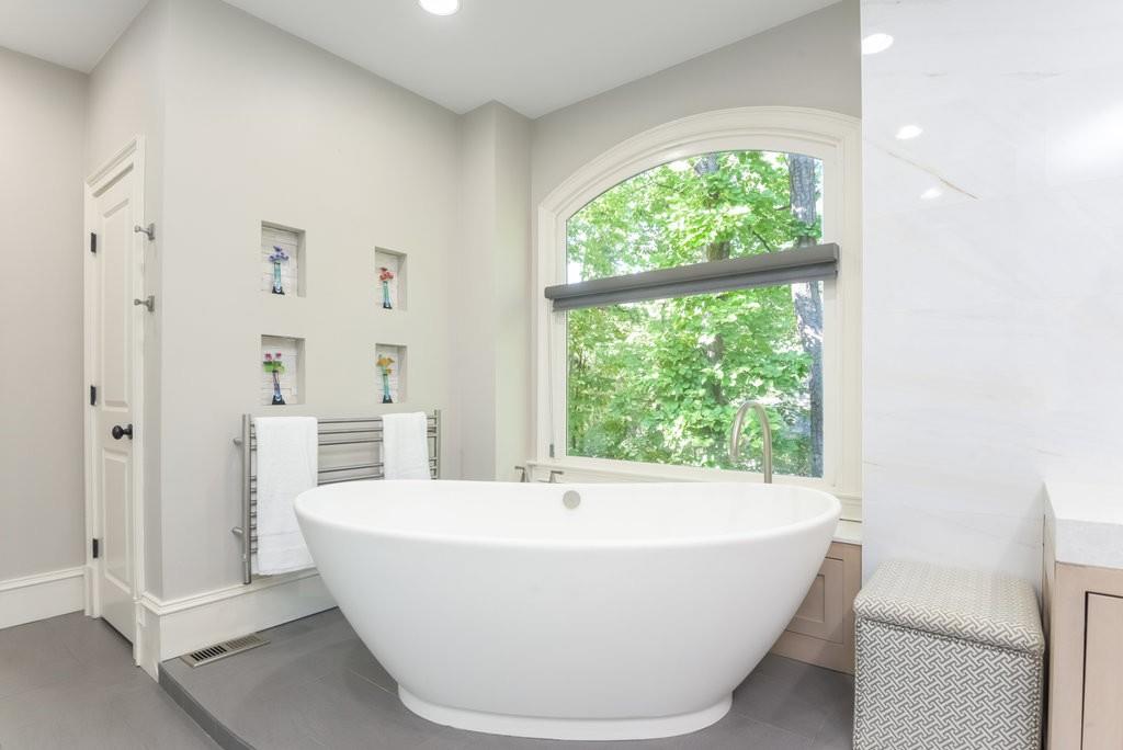 825 Marseilles Drive