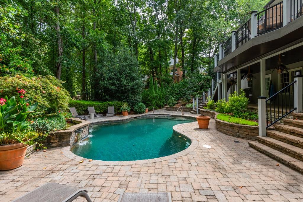 825 Marseilles Drive