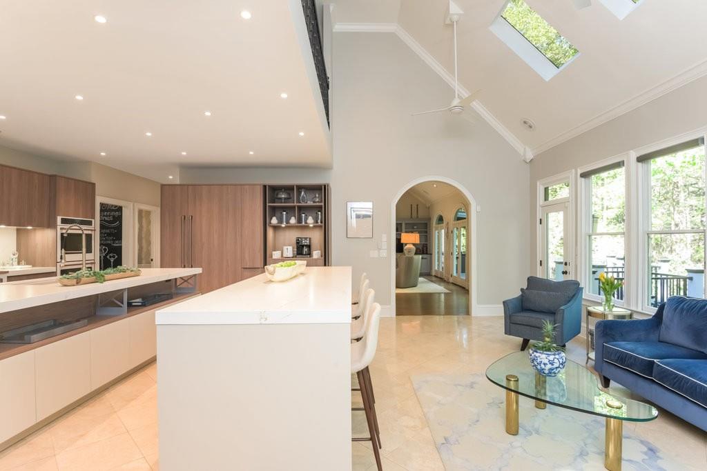 825 Marseilles Drive