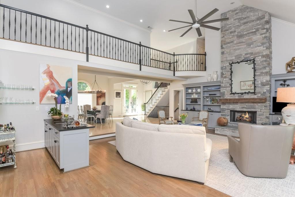 825 Marseilles Drive