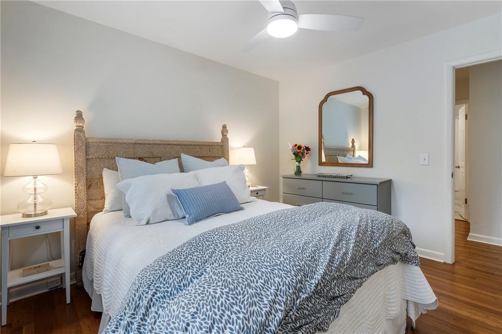 2876 Cravenridge Drive NE