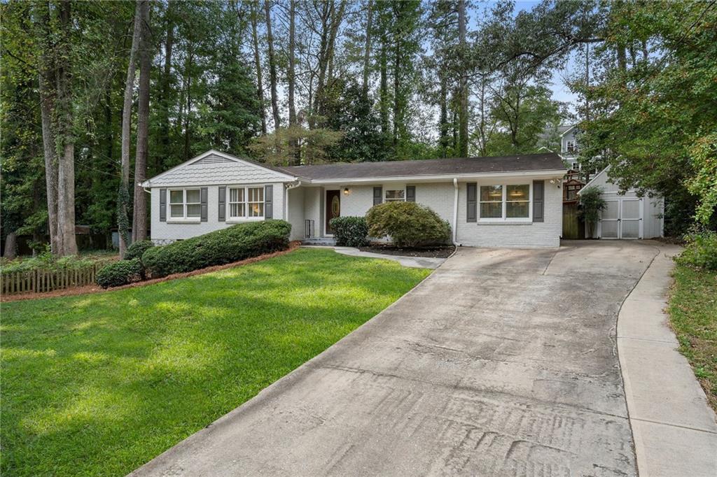 2876 Cravenridge Drive NE