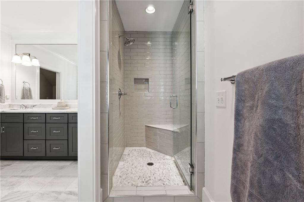 2108 Mckinley Road NW