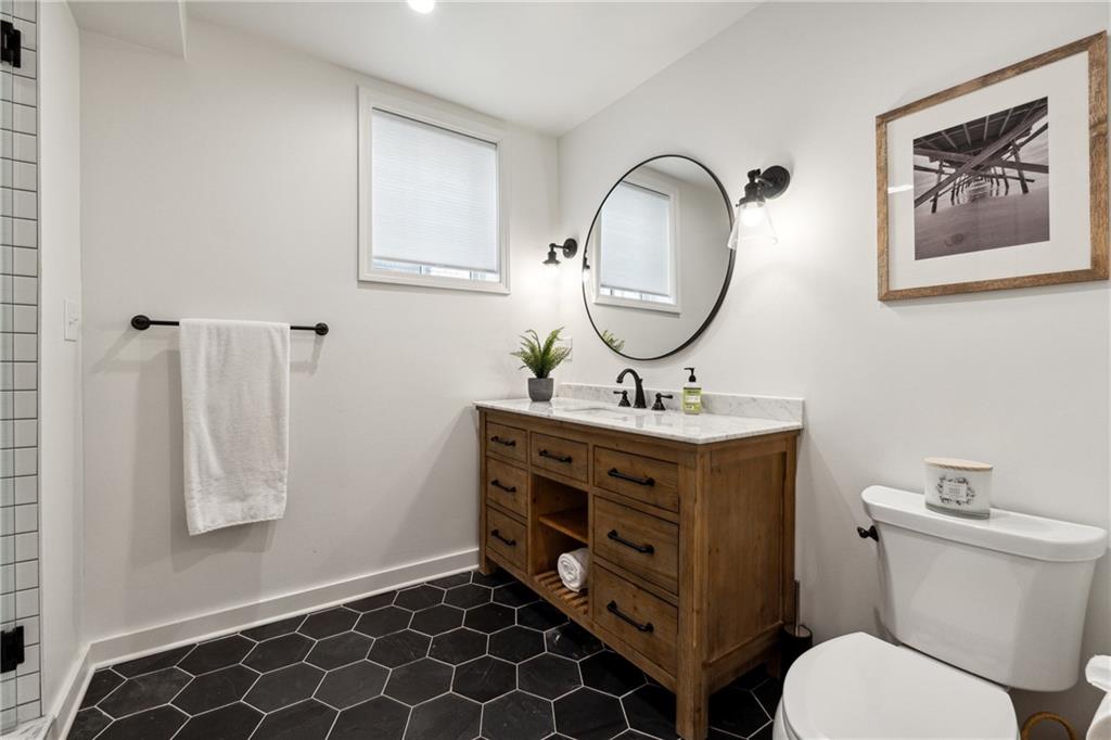 2108 Mckinley Road NW