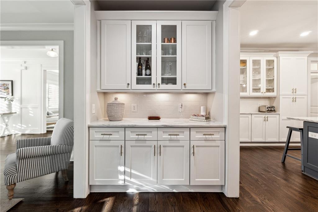 2108 Mckinley Road NW